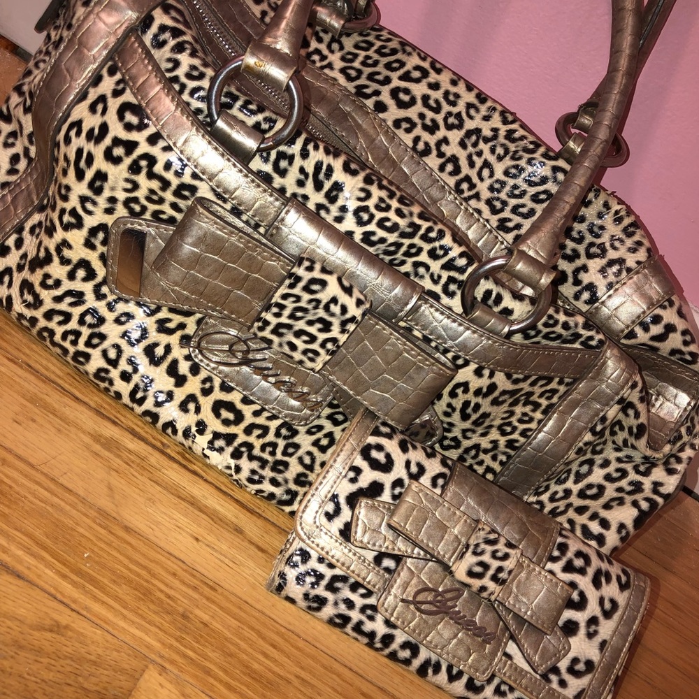 Guess purse and wallet